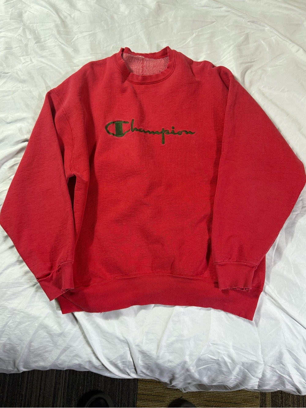 Vintage Champion Red Crewneck Sweatshirt - Men's Reverse Weave Rare